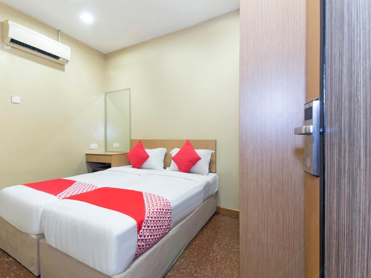 Oyo 422 Hotel Reno Kuala Lumpur Ngoại thất bức ảnh