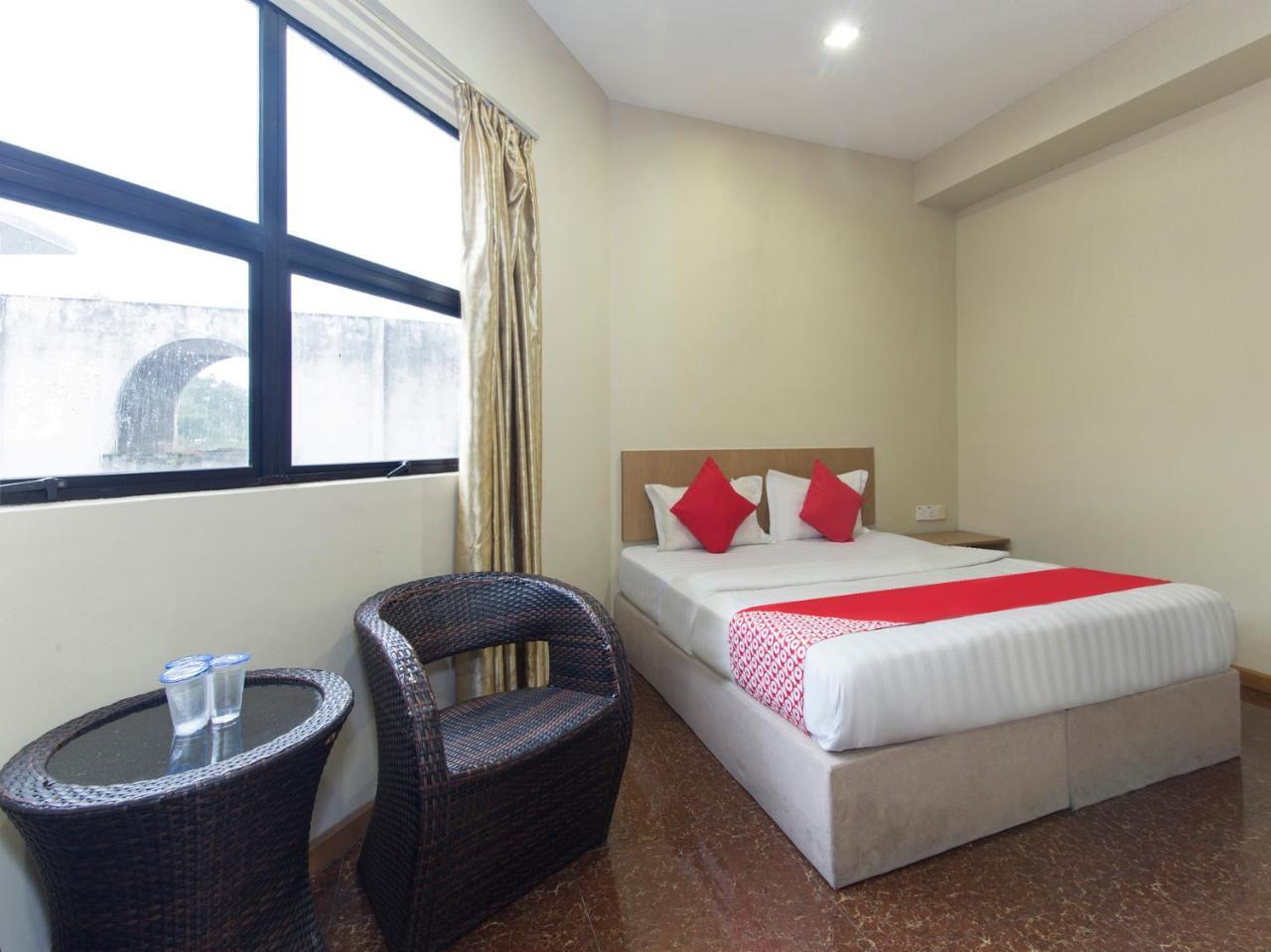 Oyo 422 Hotel Reno Kuala Lumpur Ngoại thất bức ảnh
