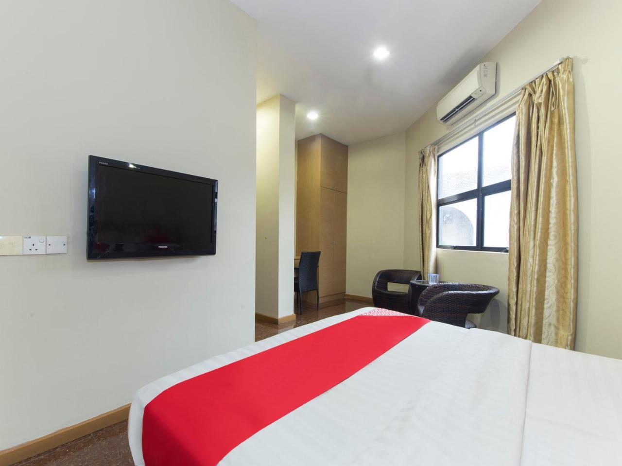 Oyo 422 Hotel Reno Kuala Lumpur Ngoại thất bức ảnh