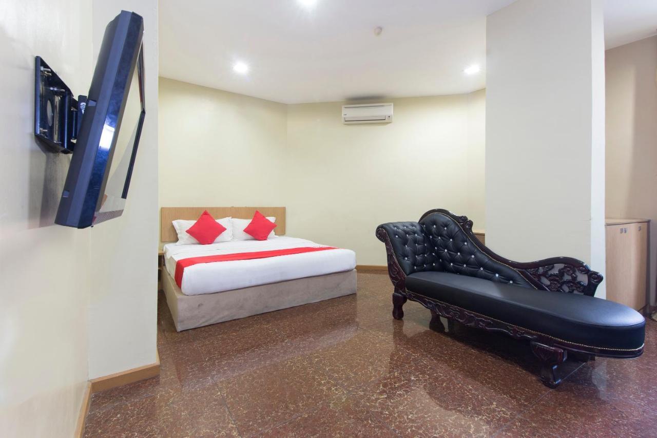 Oyo 422 Hotel Reno Kuala Lumpur Ngoại thất bức ảnh